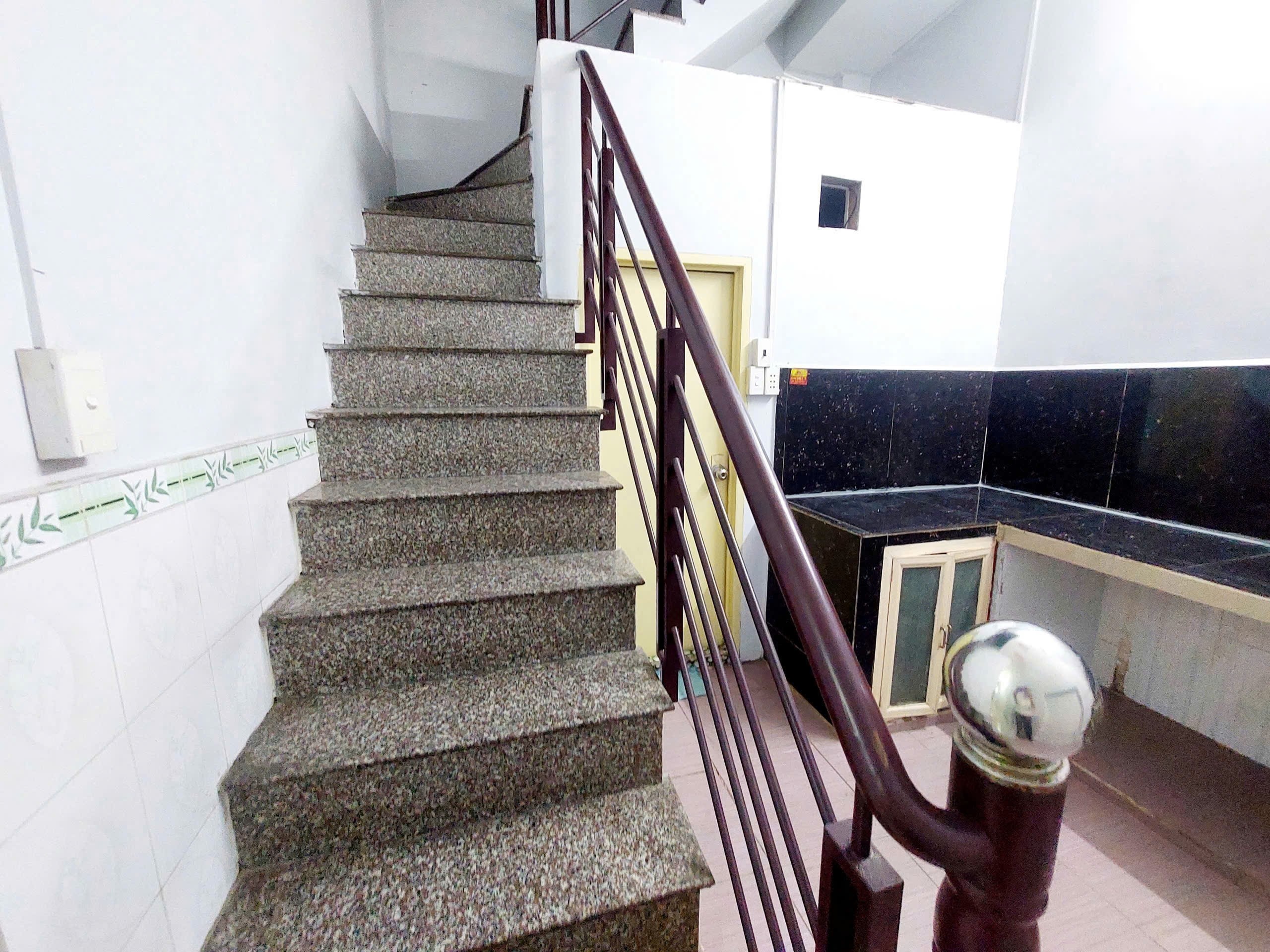 Mặt Tiền Lý Thánh Tông 4 x 14m, 1 trệt 1 lầu, 2PN 2WC,