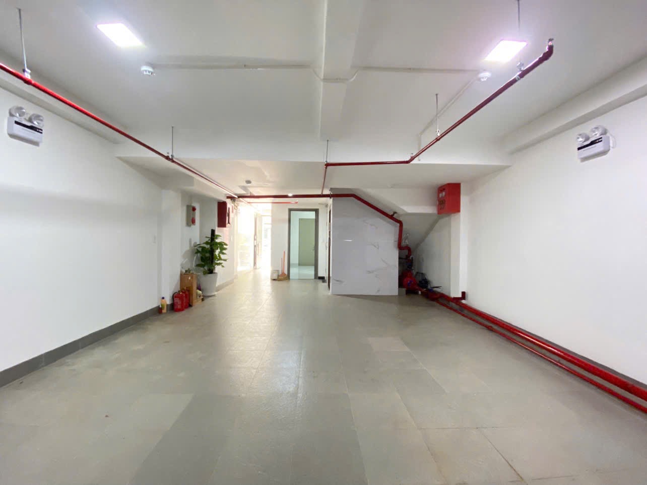 Bán Nhà mặt tiền  Nguyễn Duy 5.3x15.5