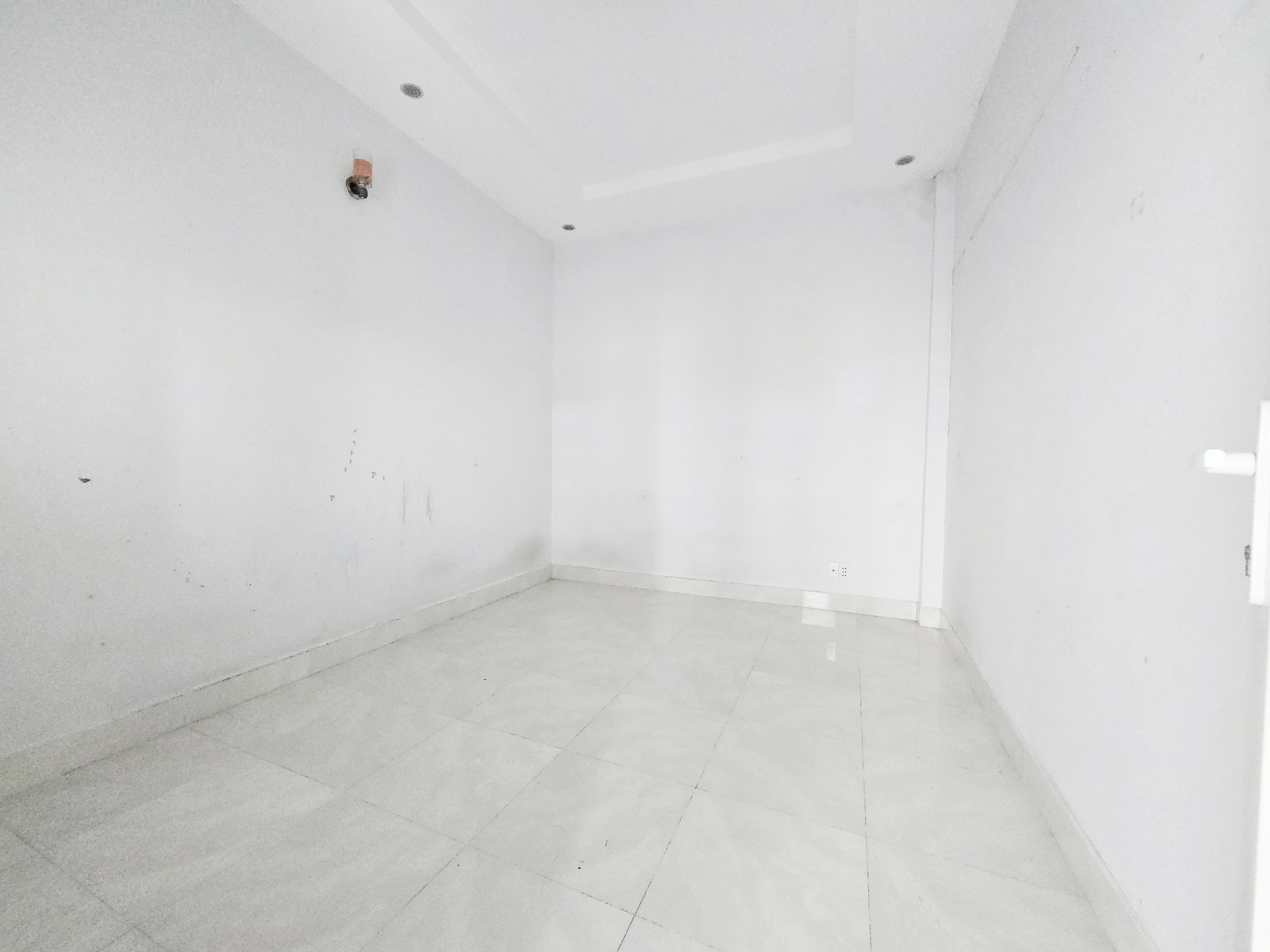 Bán Nhà hẻm Lưu Chí Hiếu 5mX10.5m (53m2)