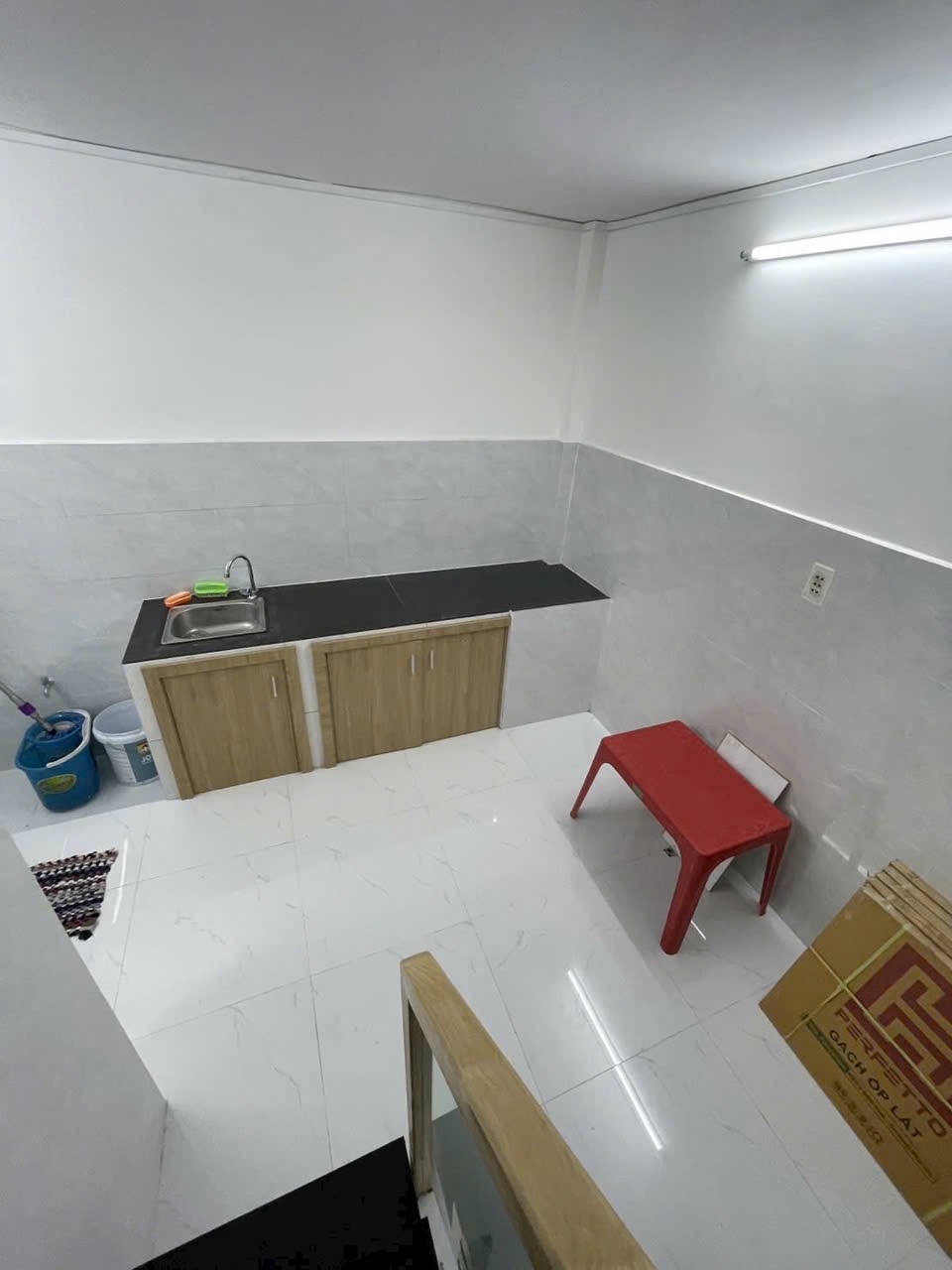 4.2m x 12) đường Lê Trọng Tấn, giáp Tân Phú ???? chỉ 4.9 tỷ. Hẻm lê trọng tấn. Đường oto tới cửa 1 lửng 2phòng ngủ