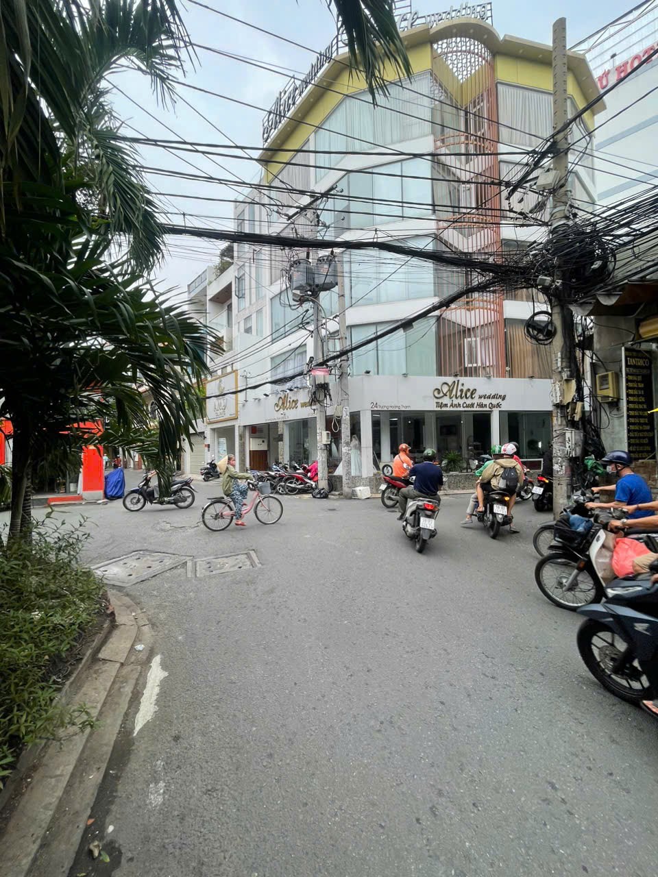 Bán Nhà mặt tiền Trương Hoàng Thanh 5.8mX26m (152m2)