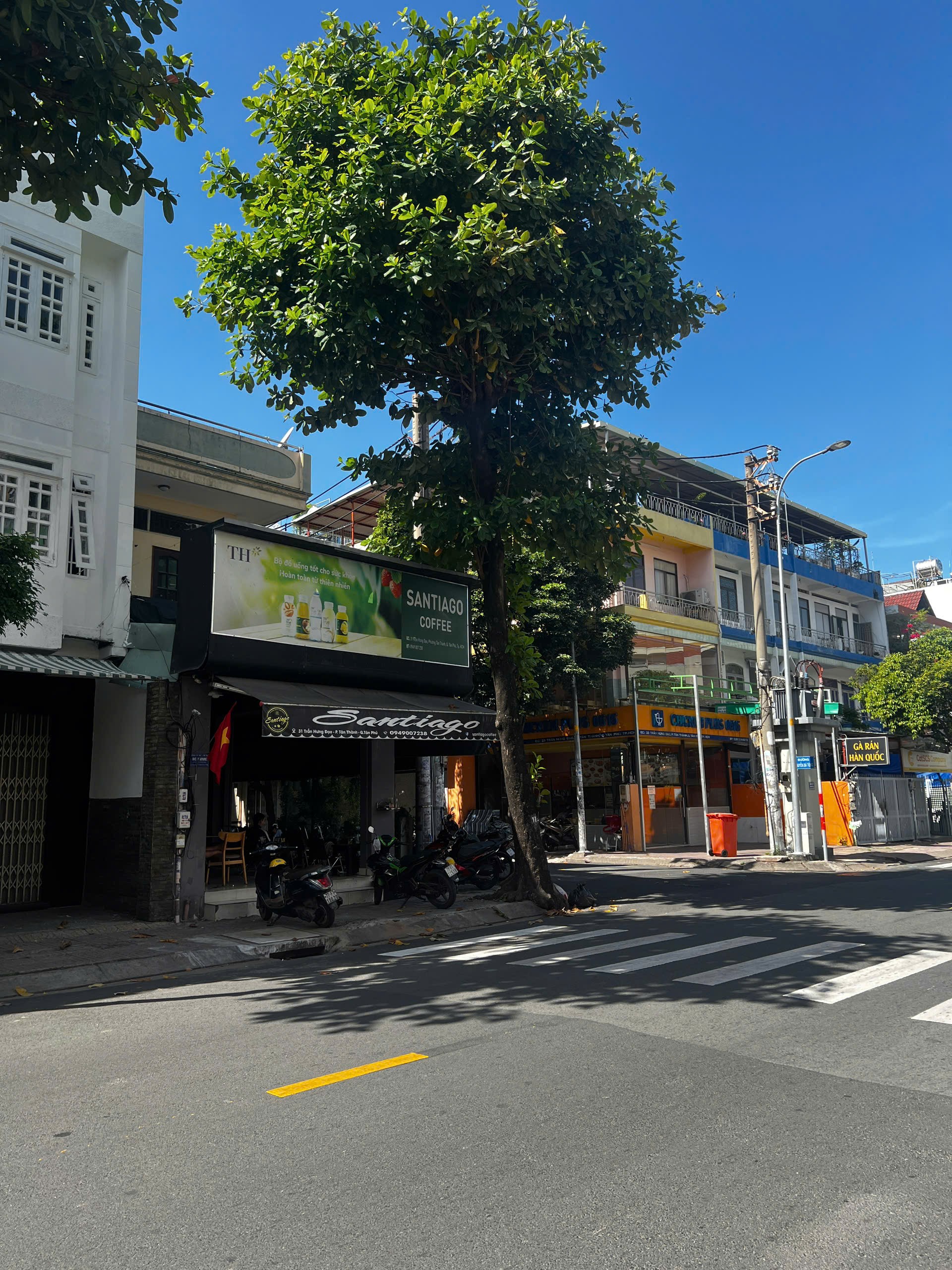 Bán Nhà mặt tiền Trần Hưng Đạo 5mX20m