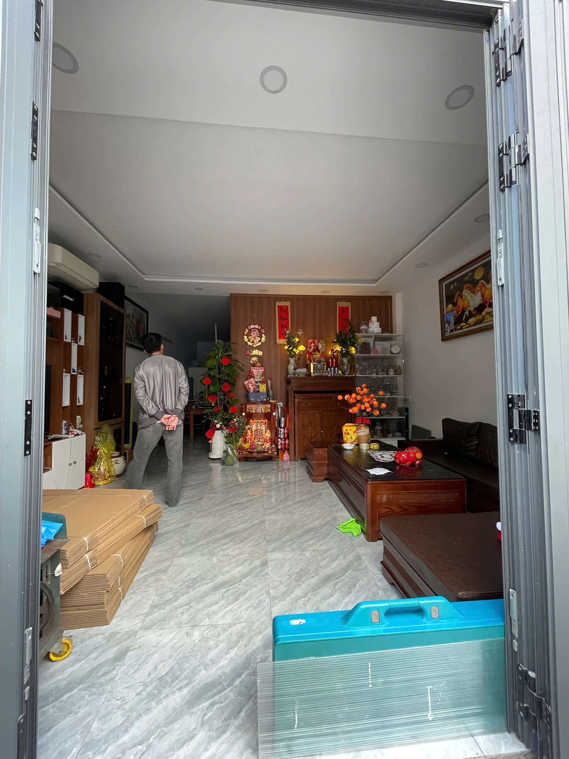 NHÀ GẦN AEON TÂN PHÚ