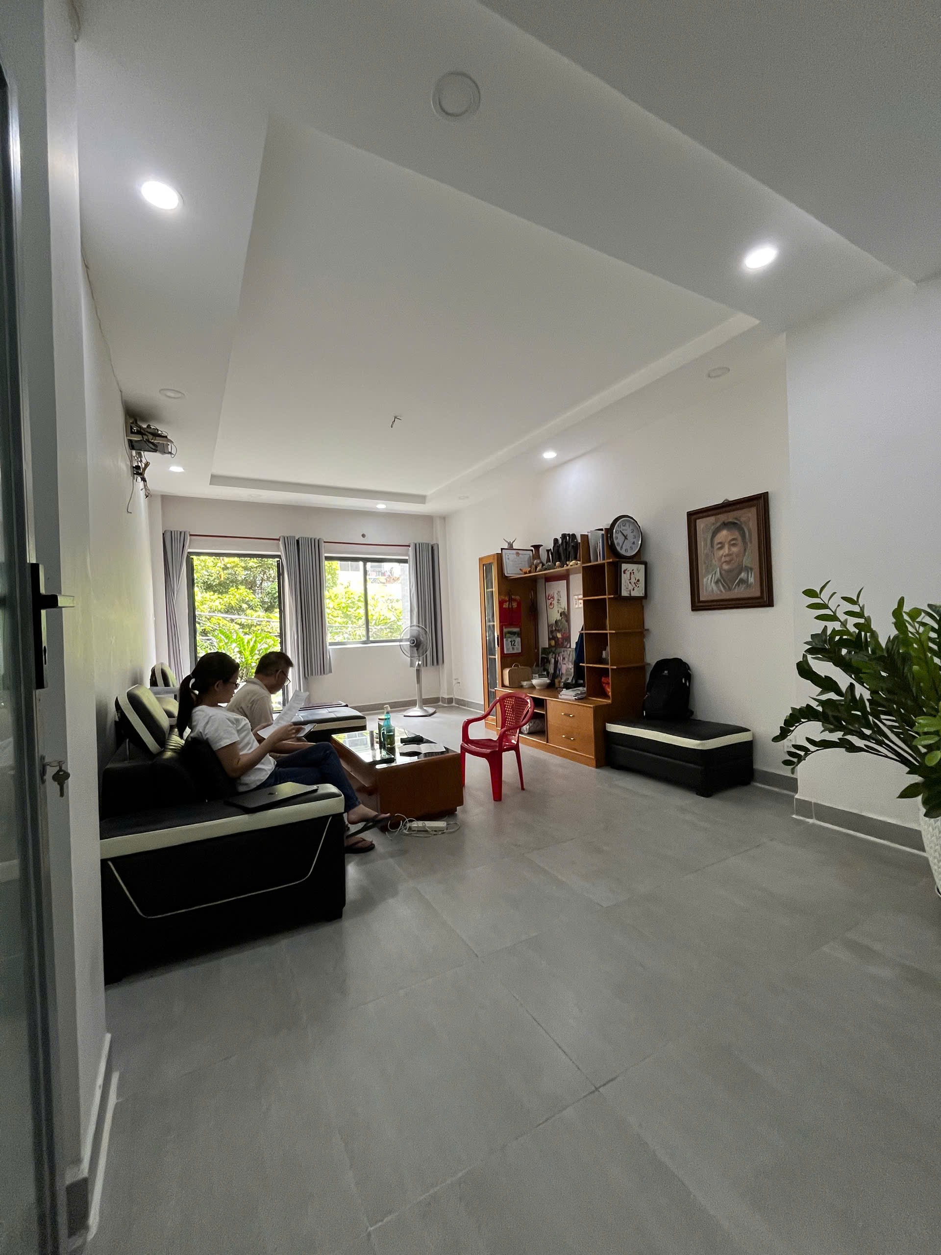 Bán Nhà mặt tiền Lương Thế Vinh 6x13m nở hậu 10m