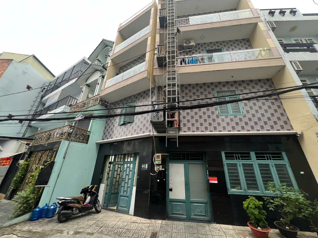 SẴN THU NHẬP 95TR/THÁNG. CHDV 37 PHÒNG ĐƯỜNG VƯỜN LÀI