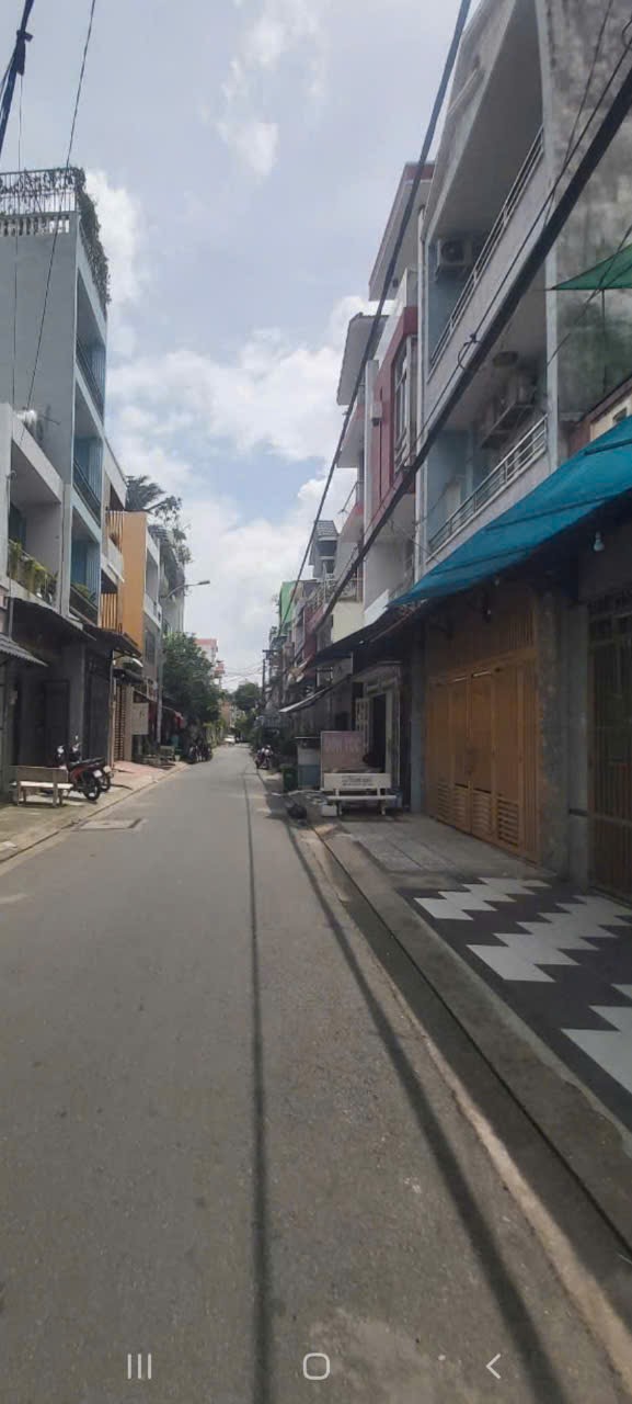 Bán Nhà mặt tiền 1 8mX19.5m (156m2)